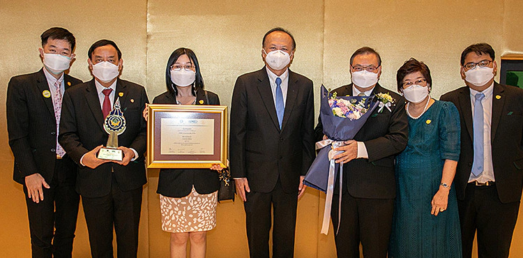 Bangkok Bank congratulates SME customers who won the Good Governance Award for 2020 and 2022