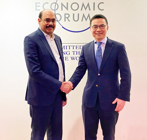 Mr Mahesh Kolli,President - AM Green and Mr Lei Zang - CEO, Envision Energy