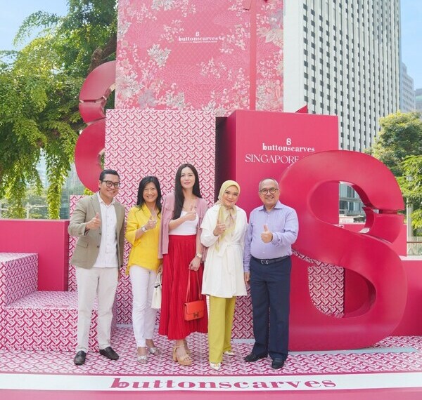 Left to Right: Mohamed Hafez Marican, Tiani Boy, Phyllis Quek, Linda Anggrea, Suryo Pratomo