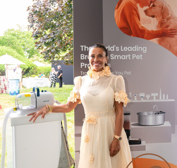 ONEISALL SHOWCASED INNOVATIVE SMART PET PRODUCTS AT STAR-STUDDED HAMPTON CELEBRITY EVENT