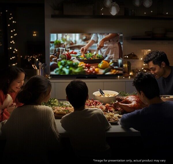 TOSHIBA TV_Embrace the Magic of Christmas with Toshiba Your Indoor Wonderland